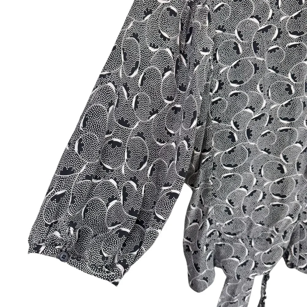 Maple Anthropologie 100% Silk Black White Print Tie Front Relaxed Fit Blouse